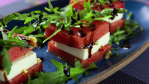 Salada de melancia e rúcula